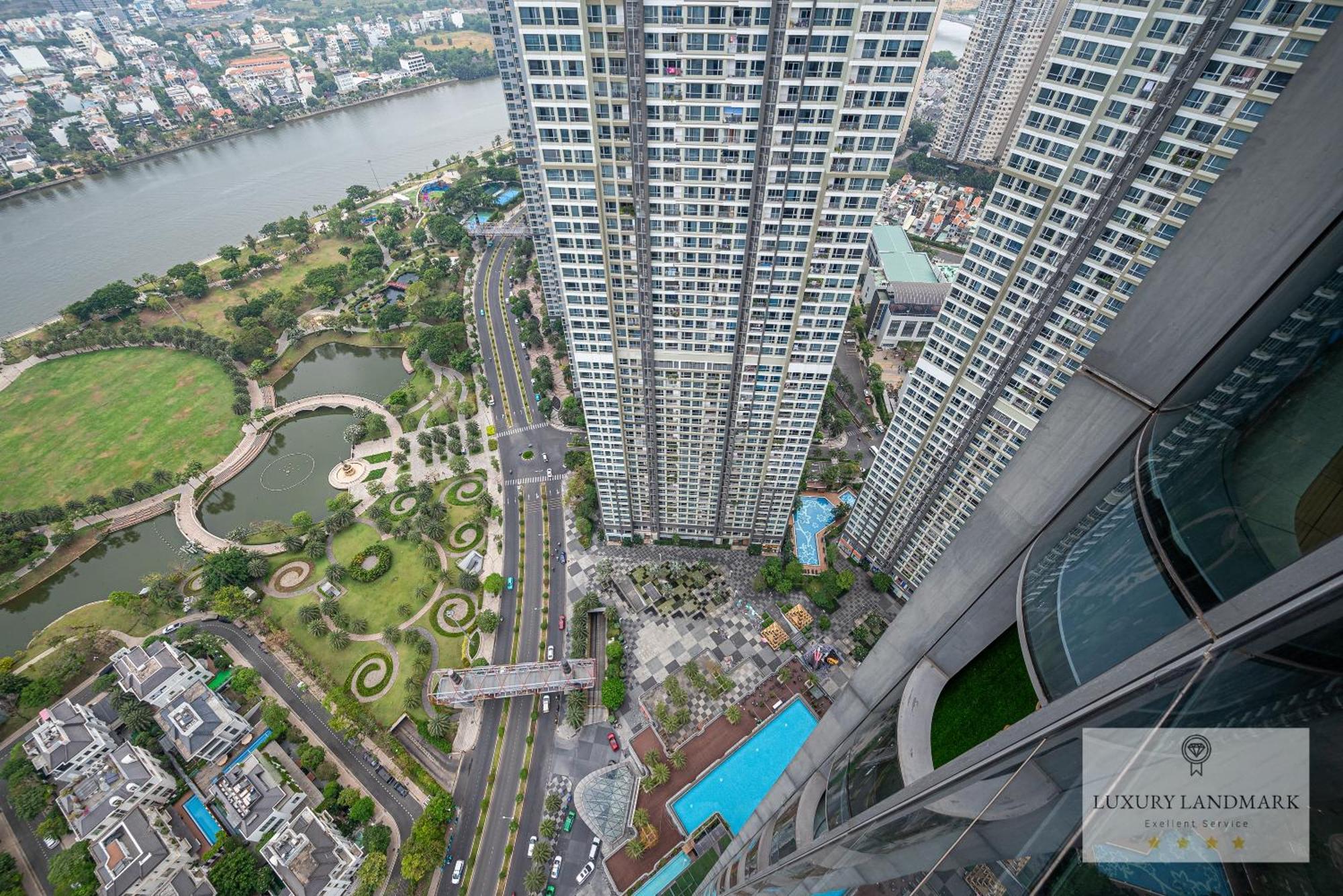 The Signature Landmark 81 - Vinhomes Central Binh Thanh โฮจิมินห์ซิตี้ ภายนอก รูปภาพ