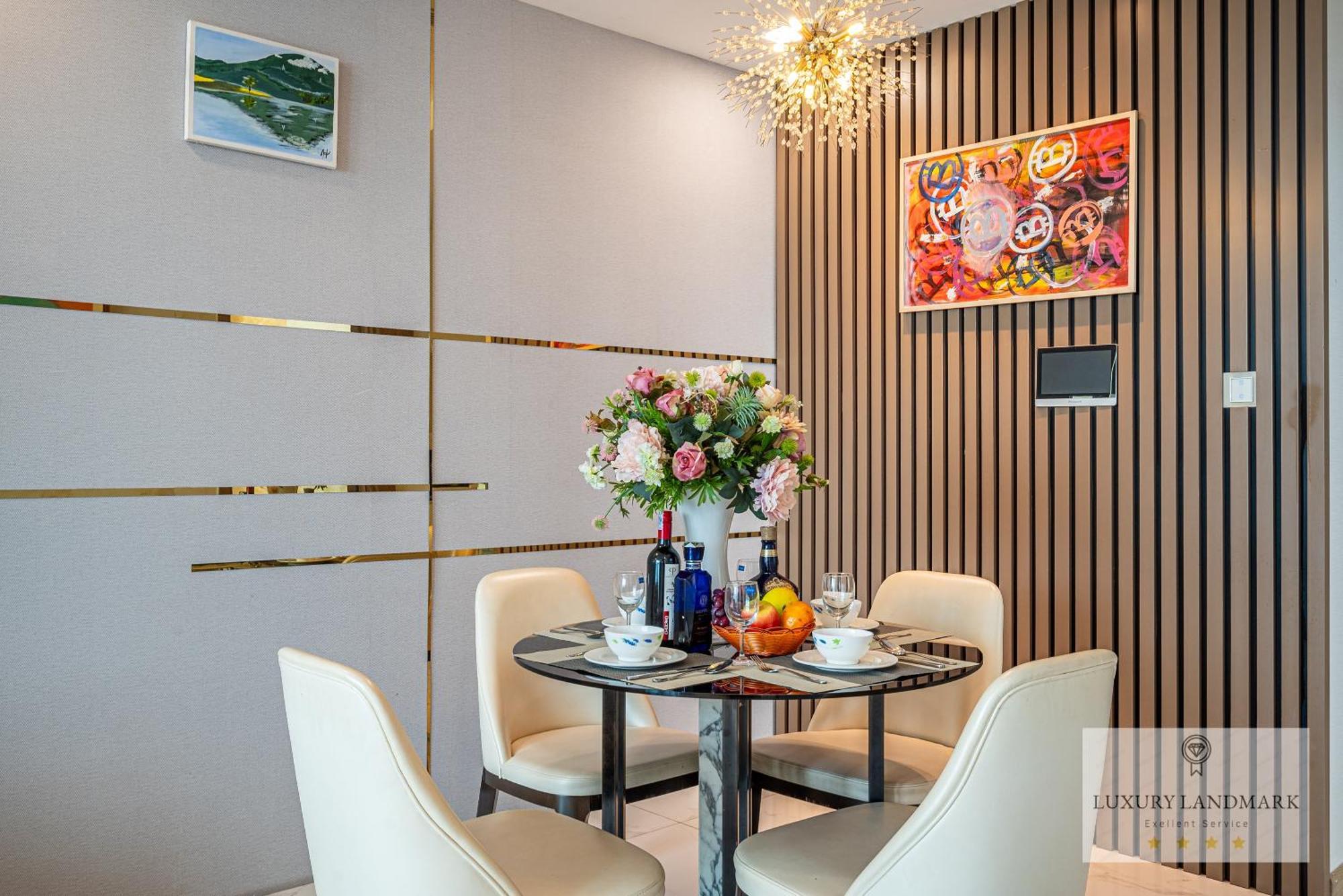 The Signature Landmark 81 - Vinhomes Central Binh Thanh โฮจิมินห์ซิตี้ ภายนอก รูปภาพ